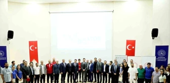 Diyarbakır Yenişehir Kaymakamı ve Belediye Başkan Vekili Murat Beşikci'ye spor ödülü