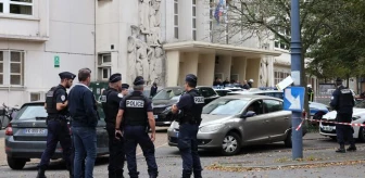Fransa'da İslamcı saldırı sonrası asker sayısı 7 bine yükseltildi