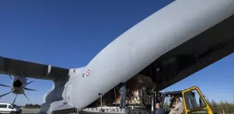 Türkiye'nin Gazzeli sivillere yardımları üçüncü uçakla gönderildi