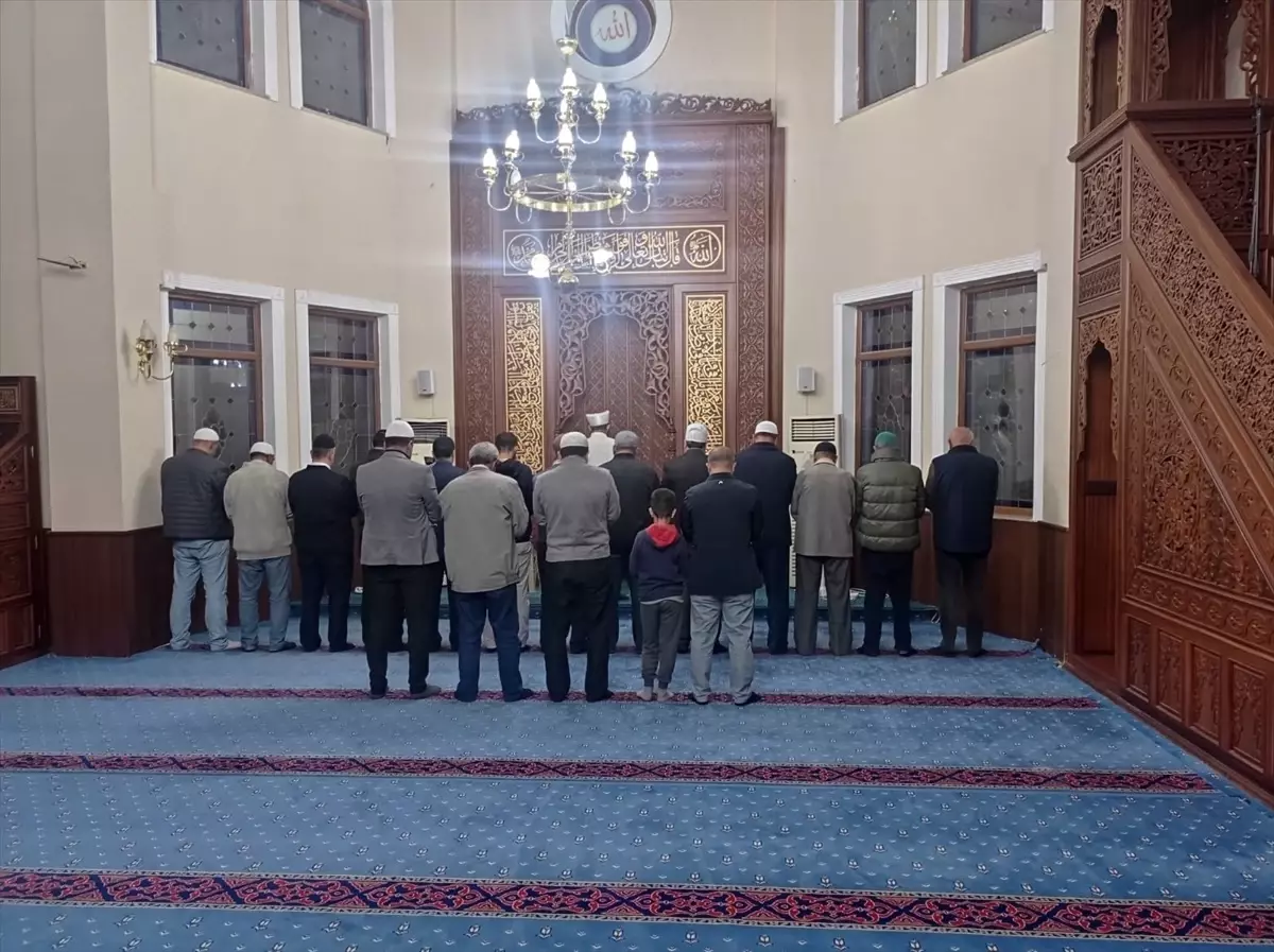 Kale'de Filistin'de yaşamını yitirenler için dua edildi