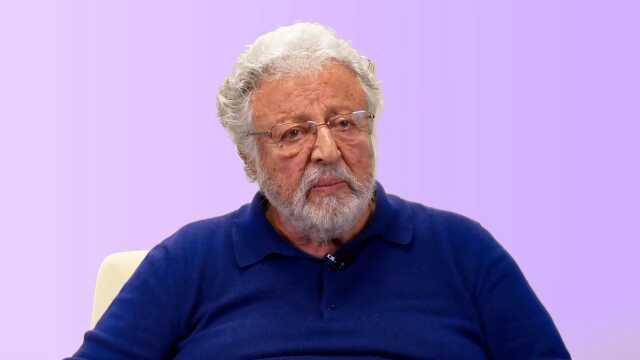 Metin Akpınar'ın kızlarından sonra bir de 2 torunu olduğu ortaya çıktı Metin Akpınar'ın kızlarından sonra bir de 2 torunu olduğu ortaya çıktı