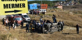 Sinop'ta otomobil devrildi, 4 kişi yaralandı
