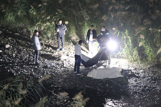 Denizli'de dere yatağında bağlı halde erkek cesedi bulundu