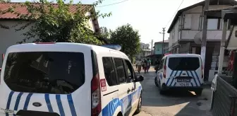 Sakarya'da Husumetli Tarafından Bıçaklanan Genç Hastaneye Kaldırıldı