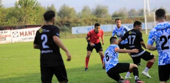 Çaycumaspor, Gökçebeyspor'u 1-0 mağlup etti