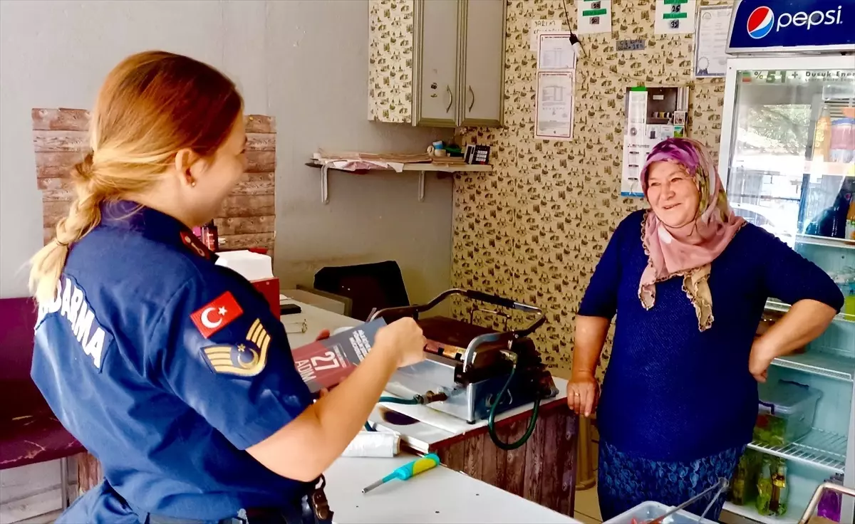 Edirne'de jandarma ekipleri aile içi şiddetle mücadele çalışmalarını sürdürüyor