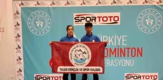 Kayserili sporcular Türkiye Badminton Şampiyonası'nda başarılı oldu