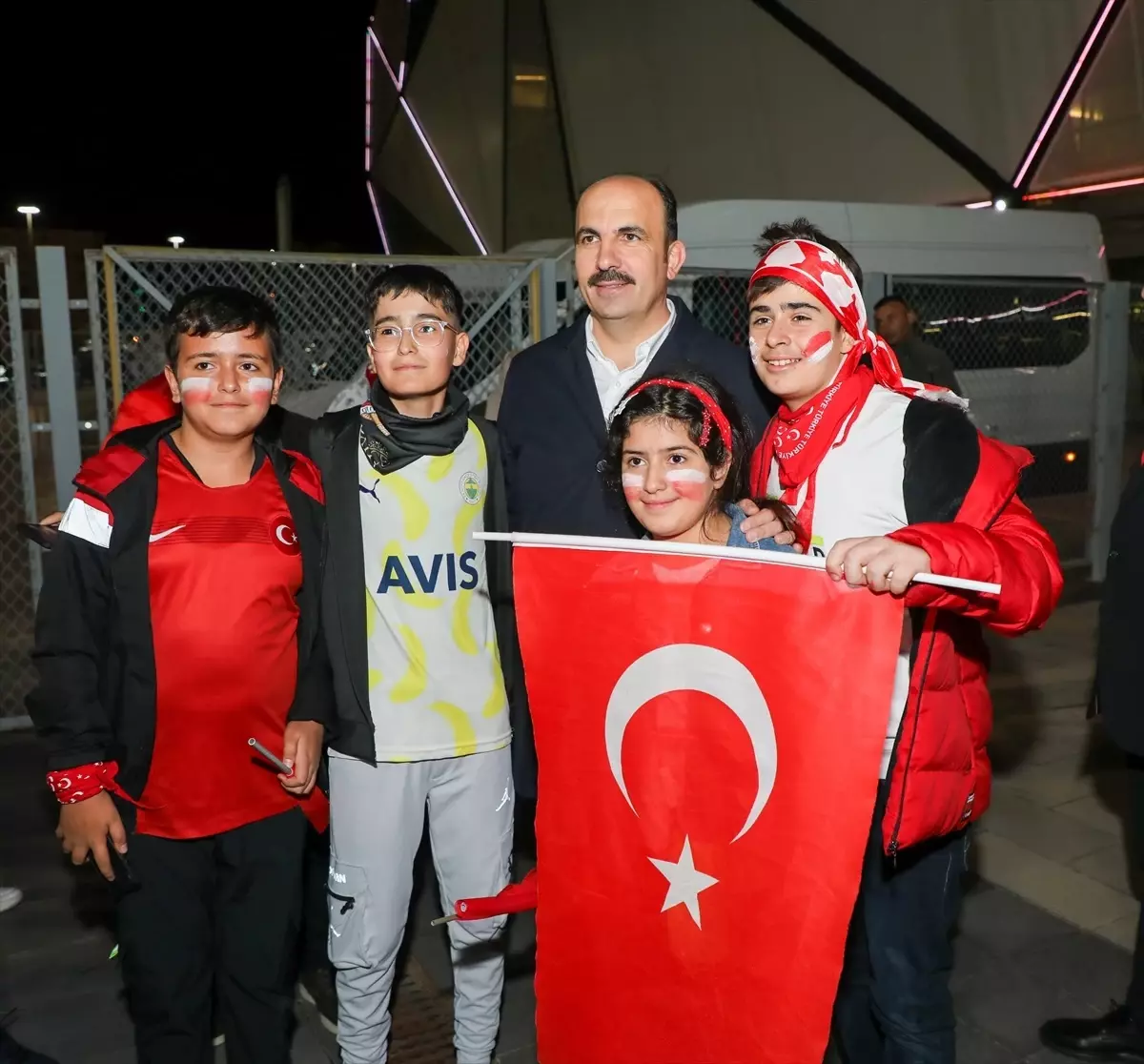 Konya Büyükşehir Belediye Başkanı Uğur İbrahim Altay, A Milli Futbol Takımı'nı Kutladı