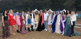 Türkiye'de İlk Kez Yapılan Miss Fashion Horse Yarışmasında Birinciye At Hediye Edildi