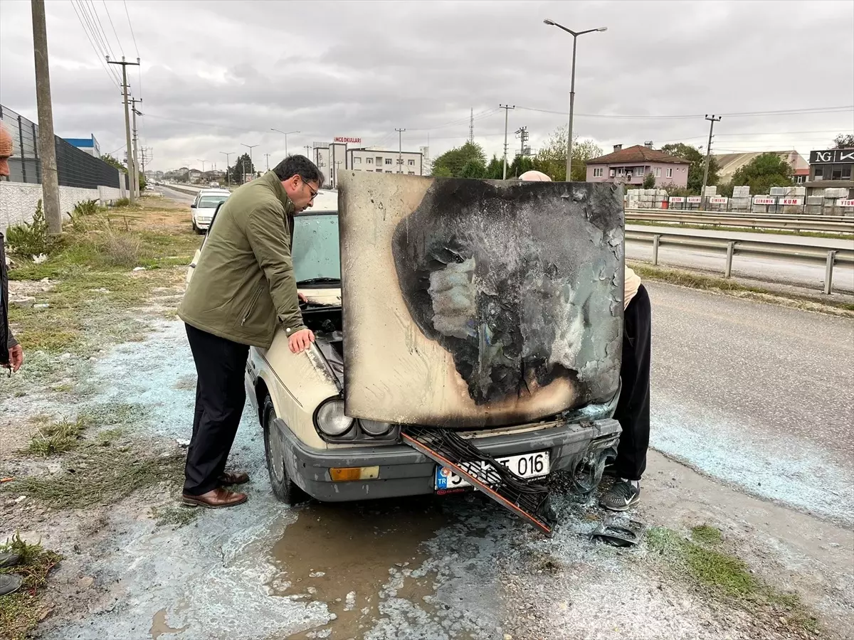 Sakarya'da otomobil yangını söndürüldü