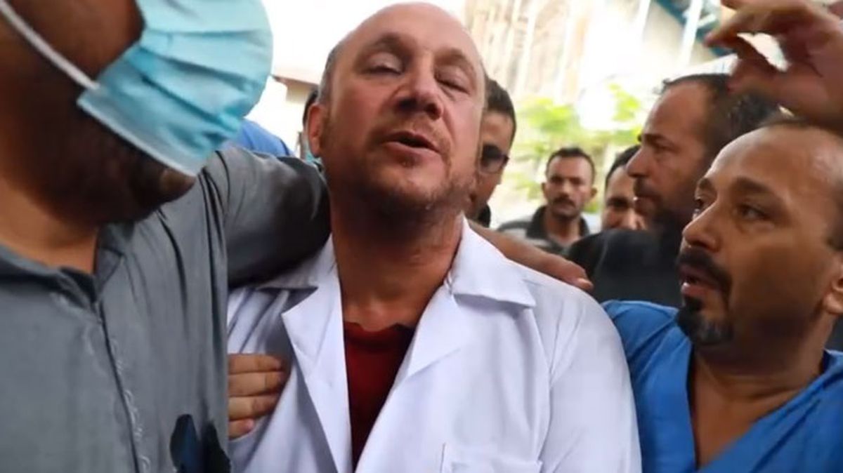 Gazzeli doktor, İsrail bombardımanında ailesini kaybetti