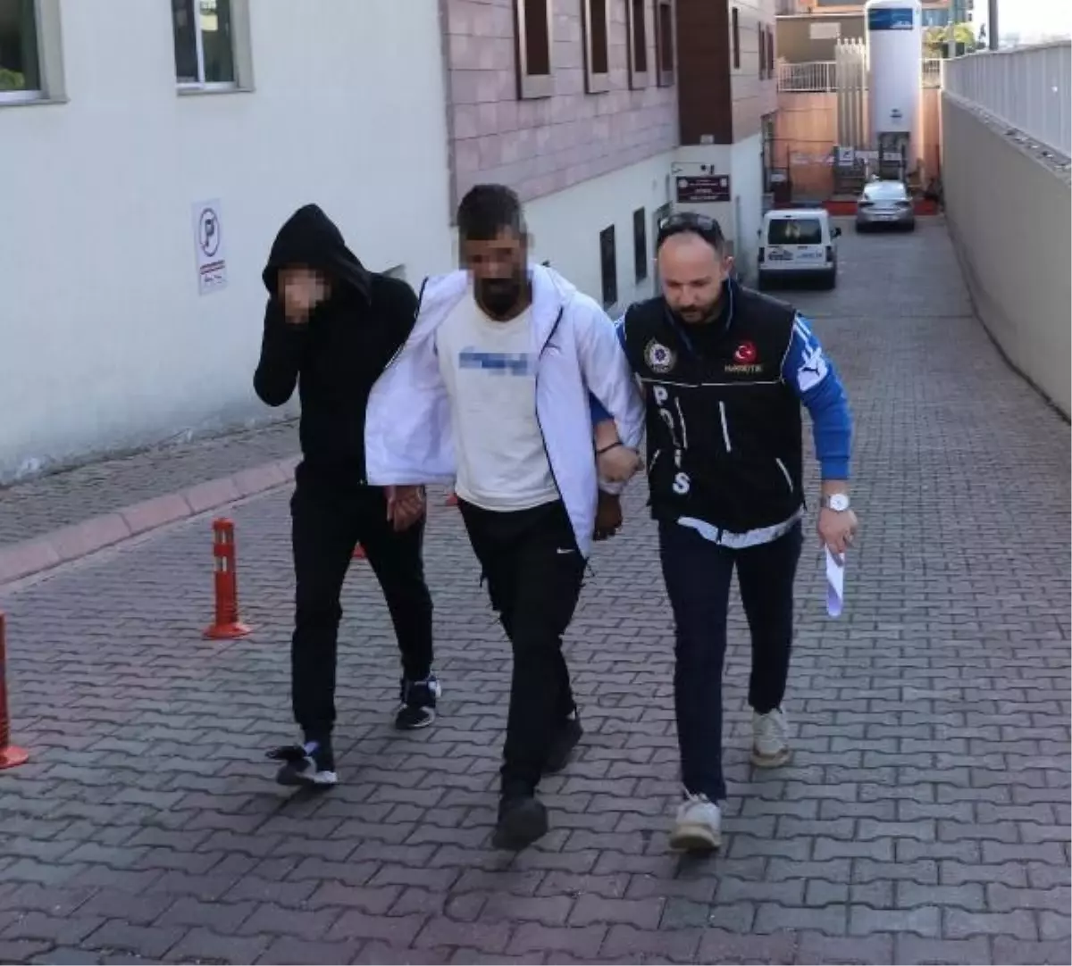 Kayseri'de uyuşturucu operasyonu: 2 gözaltı