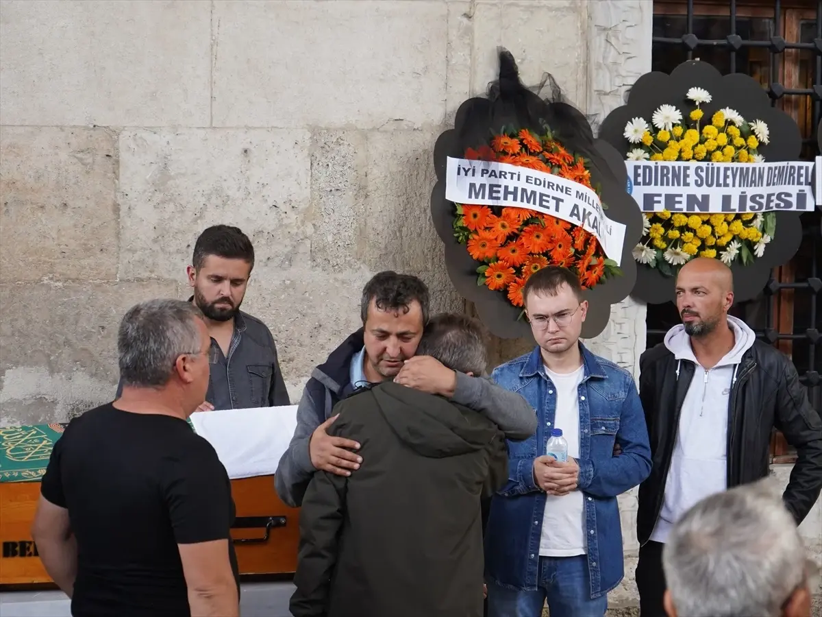 Üniversite Öğrencisinin Trafik Kazasında Hayatını Kaybetmesi