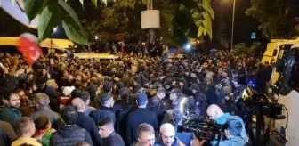 Ankara'da İsrail Büyükelçiliği önünde protesto