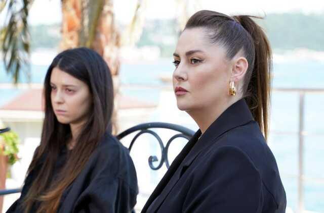 Buçe Buse Kahraman ve Toprak Sağlam, Yalı Çapkını dizisine geri dönüyor Buçe Buse Kahraman ve Toprak Sağlam, Yalı Çapkını dizisine geri dönüyor