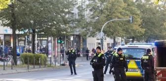 Fransa'da Altı Havalimanı Bomba Tehditleri Nedeniyle Tahliye Edildi, Berlin'de Sinagog Ateşe Verildi