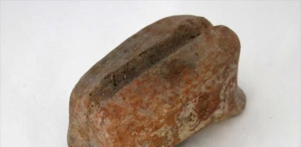 İzmir'deki Ulucak Höyüğü'nde 7 bin 700 yıllık hayvan biçimli buluntu bulundu