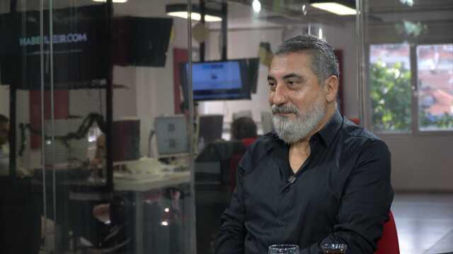 Sanatçı Soner Olgun'dan çok konuşulacak itiraf: Bu toplumun bir bireyi olmaktan nefret ediyorum Sanatçı Soner Olgun'dan çok konuşulacak itiraf: Bu toplumun bir bireyi olmaktan nefret ediyorum