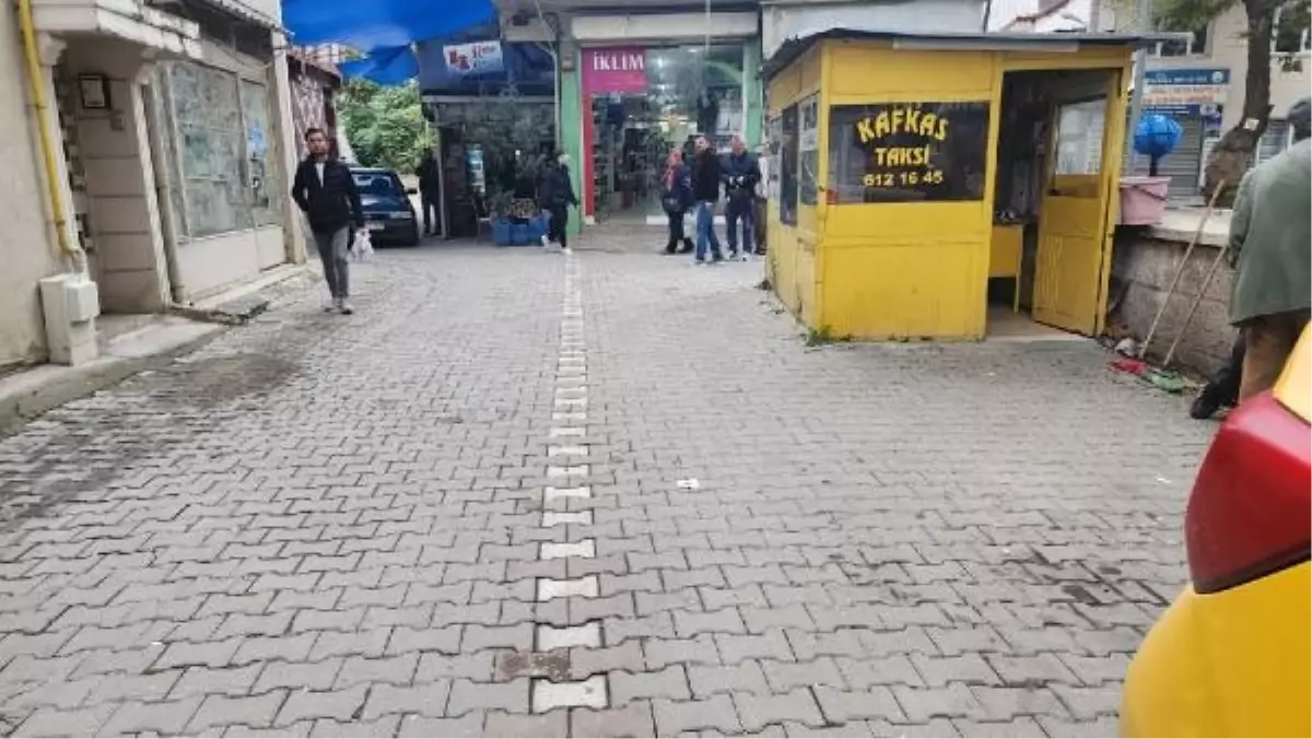 Taksici Kalbinden Bıçaklanarak Öldürüldü