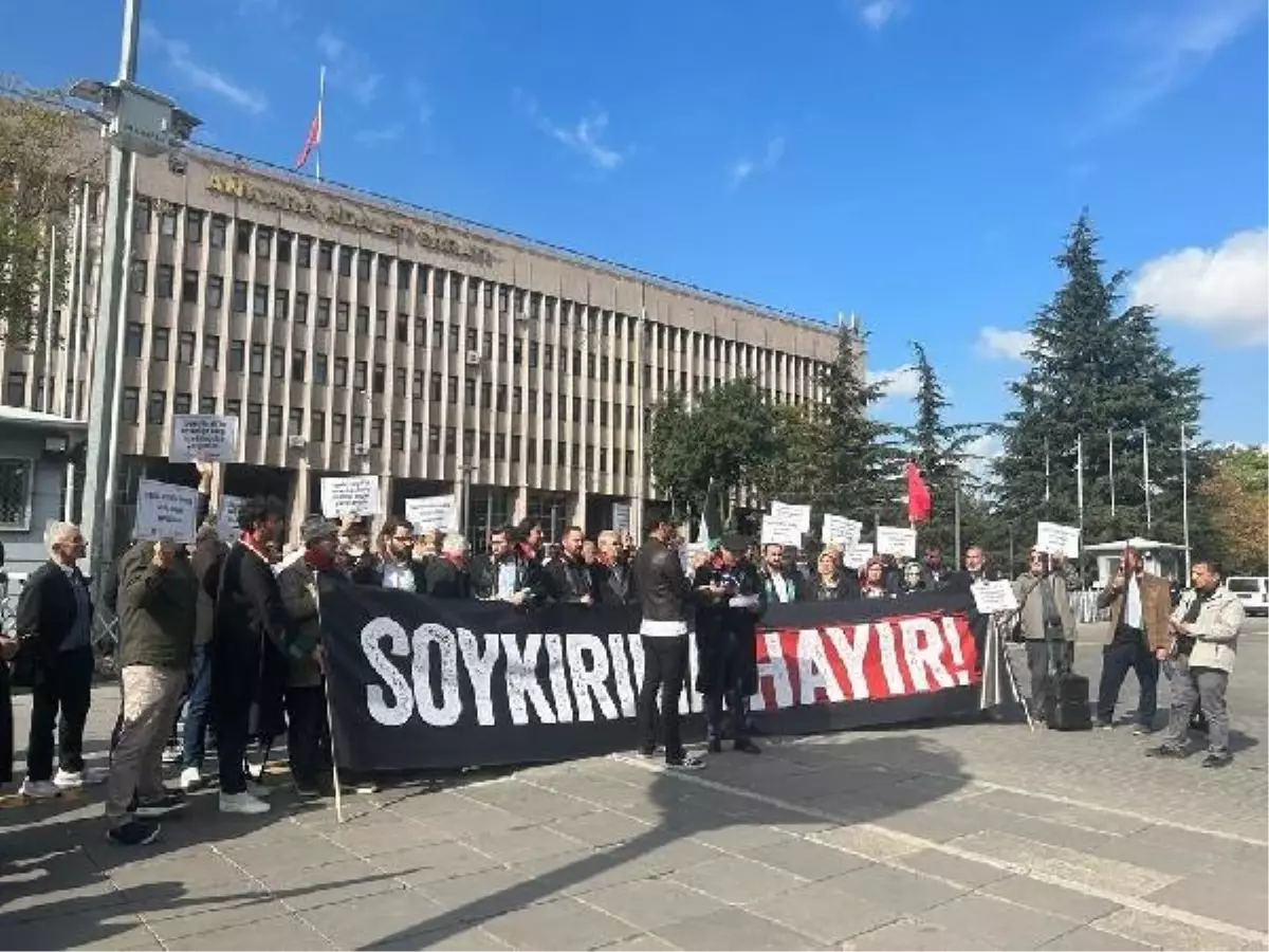 Mazlum-Der İsrail'in Gazze'ye yönelik saldırıları için suç duyurusunda bulundu