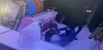 Fatih'te giyim mağazasında 3 yaşındaki çocuğa şiddet anı kamerada