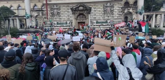 İsviçre'de, İsrail'in Gazze'ye yönelik saldırıları protesto edildi