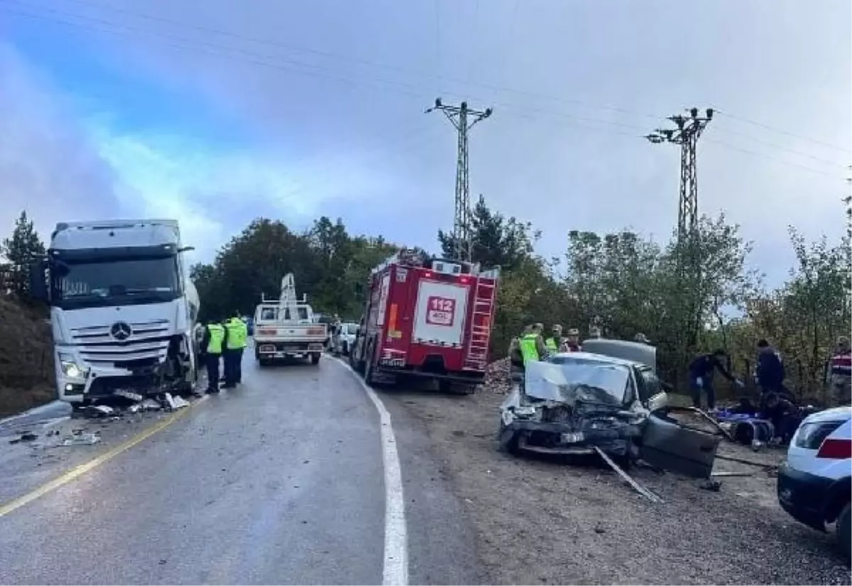 Nişan töreninden dönen ailenin yaptığı kazada ölü sayısı 5'e yükseldi