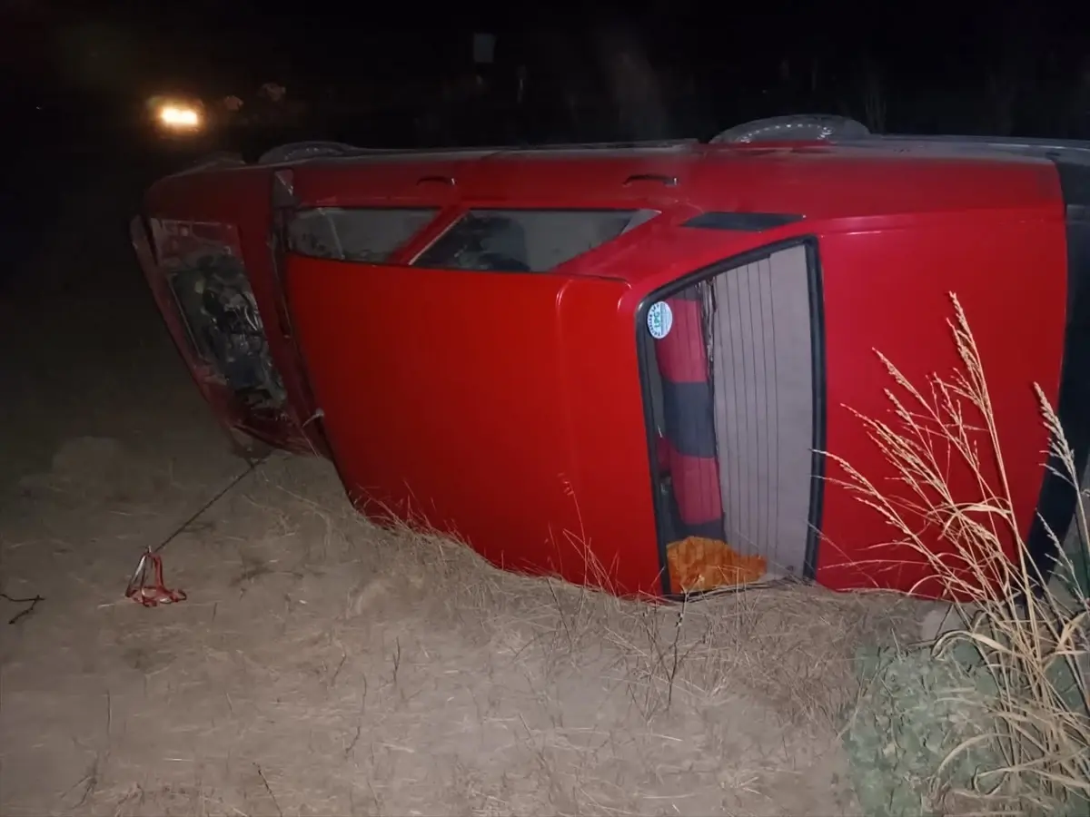Tekirdağ'da otomobil devrildi, sürücü yaralandı
