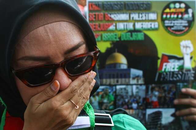 Dünyanın dört bir yanından Filistin'e destek! Binlerce kişi cadde ve meydanları doldurdu