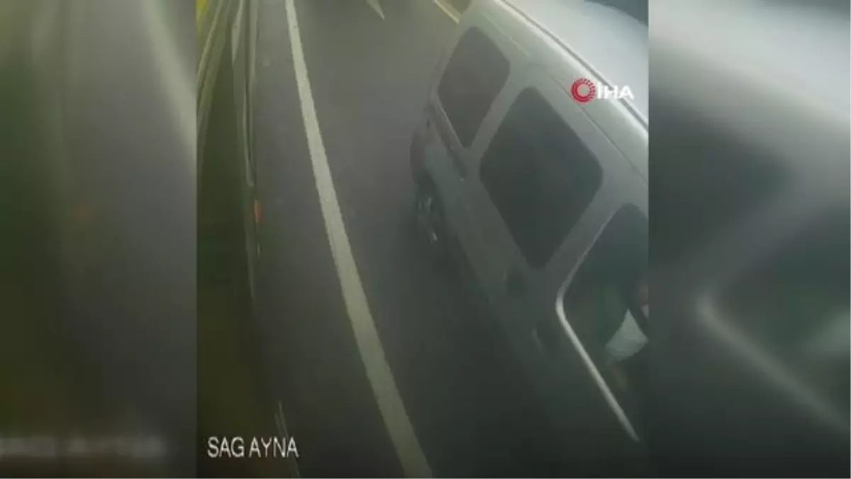 Fatih'te tartıştığı İETT şoförüne baltayla saldırdı...O anlar kamerada