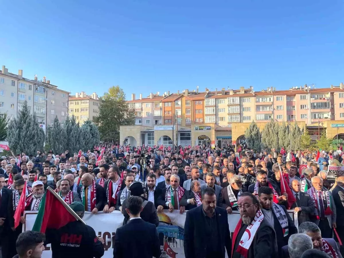 Çankırı'da İsrail'in Gazze'ye saldırılarına tepki yürüyüşü düzenlendi