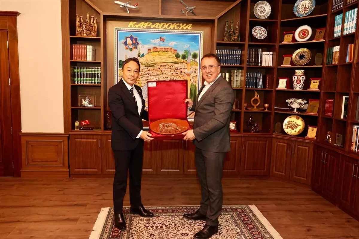Japonya Büyükelçisi Nevşehir'i ziyaret etti
