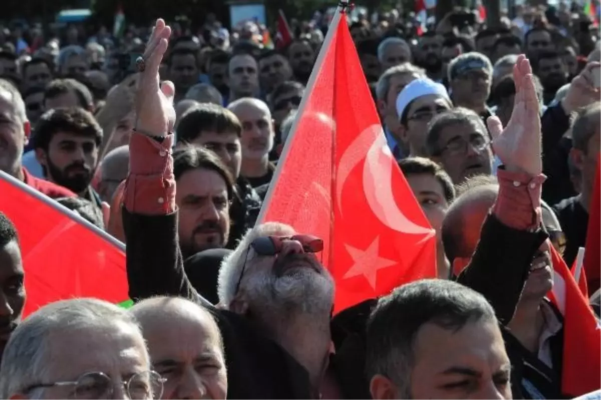 İzmit'te Binlerce Kişi Filistin'e Destek Yürüyüşü Yaptı