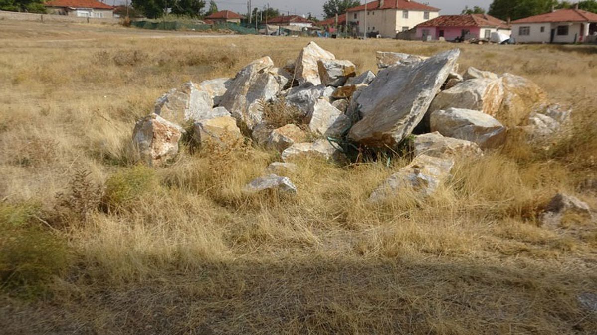 Kötü koku ihbarına giden ekipler, yeni doğmuş bebek cesedi buldu