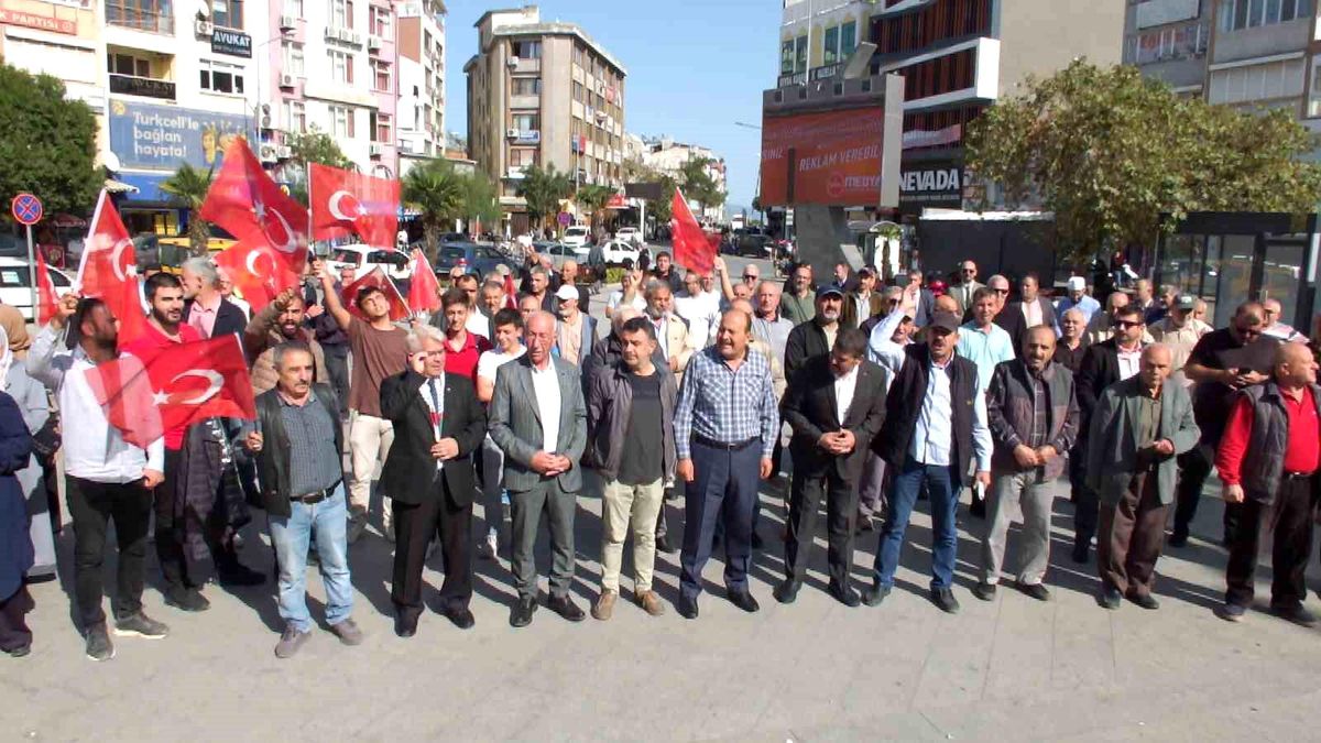 Balıkesir'de Filistin'e Destek Mitingi Düzenlendi