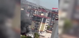 Antalya'da Dikim Atölyesi ve Deposunda Çıkan Yangın Söndürüldü
