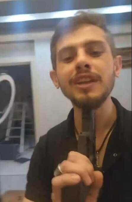 Konyalı YouTuber canlı yayında başına silah dayayıp intihara kalkıştı