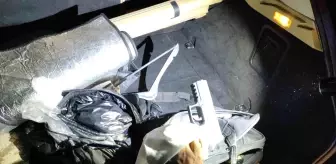 İzmit'te polis kovalamacası sonucu 2 ruhsatsız tabanca ele geçirildi