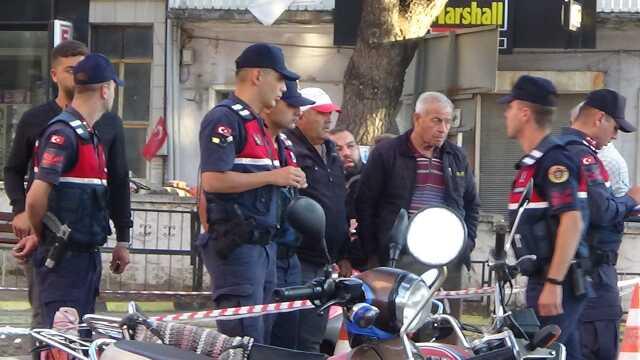 Tarlada ölü bulunan çocuğun babası gözaltına alındı! Aracıyla üzerinden geçmiş Tarlada ölü bulunan çocuğun babası gözaltına alındı! Aracıyla üzerinden geçmiş