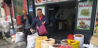 Zonguldak'ın Alaplı ilçesinde sezonun ilk kestanesi pazar tezgahlarında