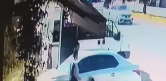 5 yaşındaki çocuk park halindeki otomobili hareket ettirip duvara çarptı