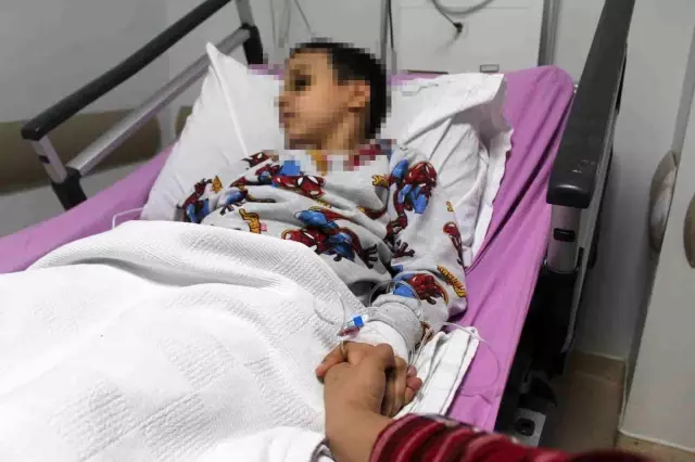 Gaziantep'te Yurtta Kalan Çocuk Şiddet Mağduru Gaziantep'te Yurtta Kalan Çocuk Şiddet Mağduru