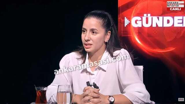 Metin Akpınar'ın kızı Sevgi Katkıcı gözyaşları içinde ilk kez konuştu: Akpınar olmayı kabul etmiyorum, anneme çok kızgınım Metin Akpınar'ın kızı Sevgi Katkıcı gözyaşları içinde ilk kez konuştu: Akpınar olmayı kabul etmiyorum, anneme çok kızgınım