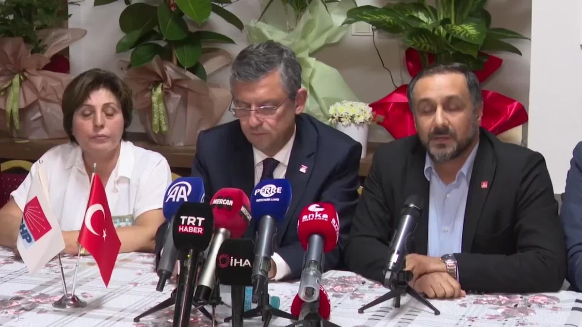 Özgür Özel Adıyaman'da: 'Bütün Ölçümler CHP'li Üyelerin Yüzde 85 Oranında Değişim Talep Ettiğini Söylüyor.