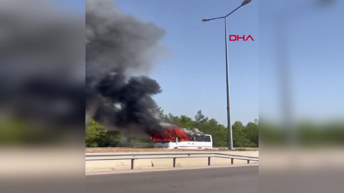 Antalya'da Karavanda Çıkan Yangında Bir Kişi Hayatını Kaybetti