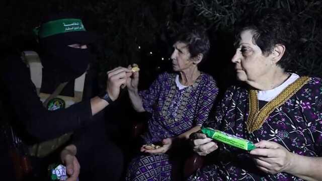 Serbest bırakılan esirin 'Hamas'ın kendilerine iyi davrandığı' yönündeki ifadeleri İsrail'de tepki çekti