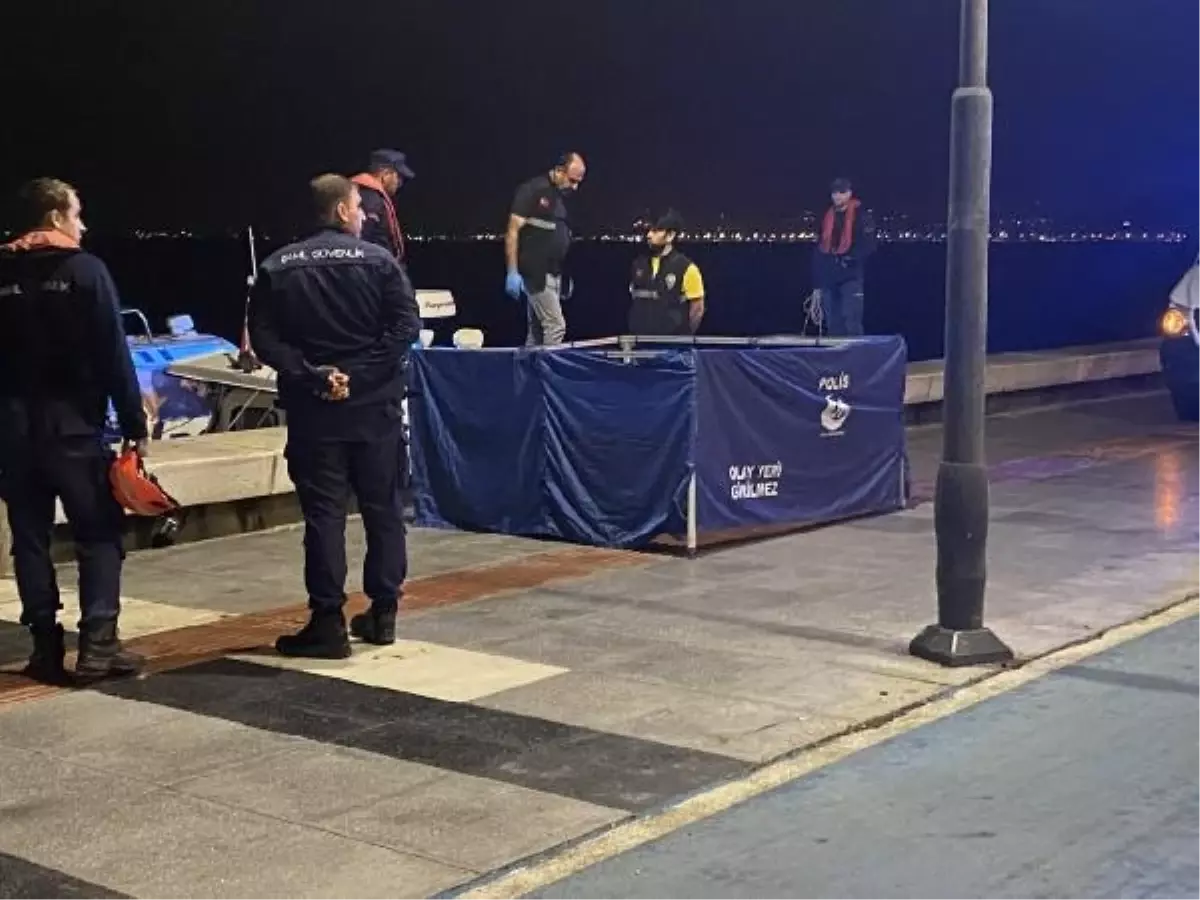 İzmir'de Körfezde Su Bidonlarıyla Bağlı Ceset Bulundu