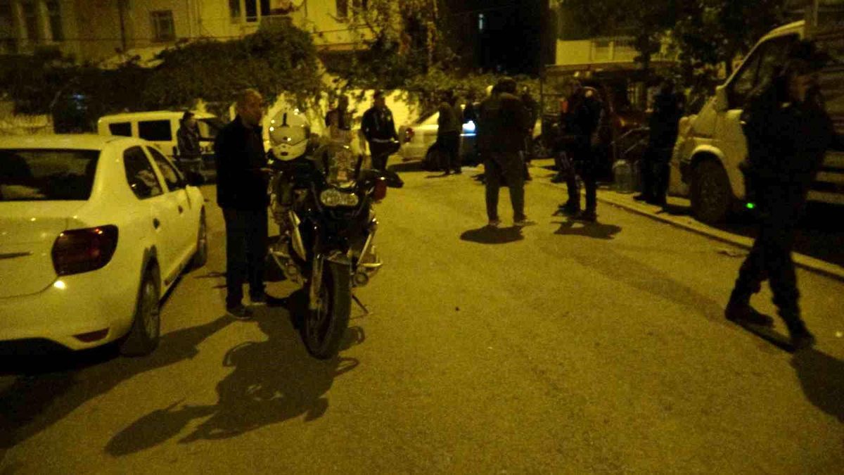 Malatya'da sokak ortasında silahlı saldırı: 2 genç yaralı