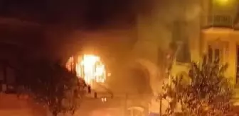 Tarihi Gueive Han'da Yangın Çıktı