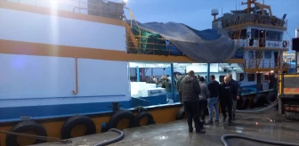 İnebolu'da Balıkçı Teknesinde Fenalaşan 2 Kişi Hastaneye Kaldırıldı